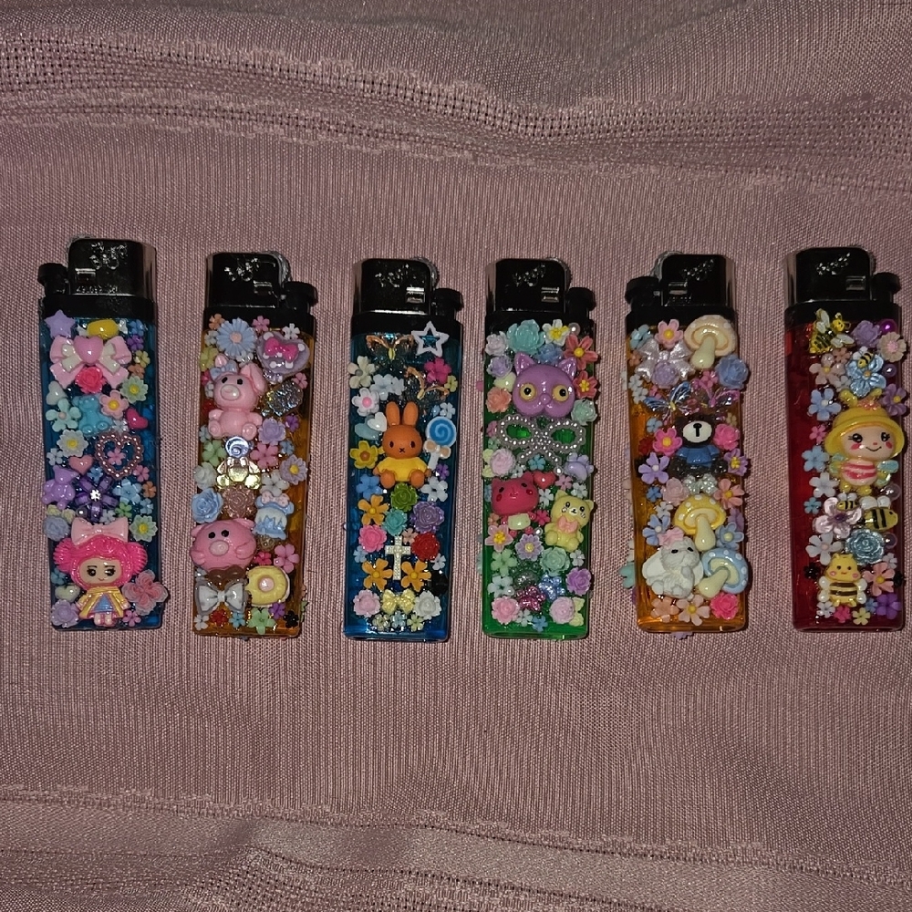Decorative Floral Cartoon Lighter Set (#2 Gone)